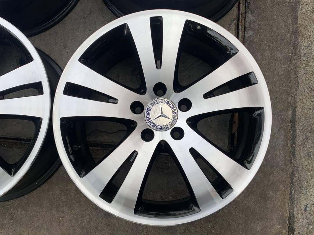 ล้อแท้ติดรถ W204 17x7.5 Et47