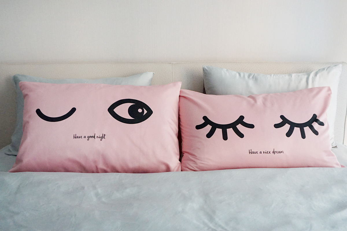 ปลอกหมอนคู่ สีชมพู Eyes - Pink