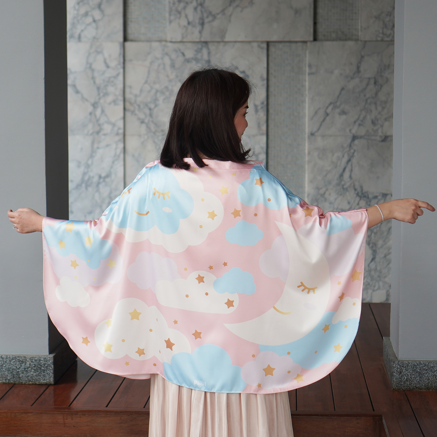 ผ้าคลุมให้นม 3in1 (รุ่นมีกระดุม ถอดโครงได้) แบบสั่งทำใส่ชื่อ ลาย Moon - Peach