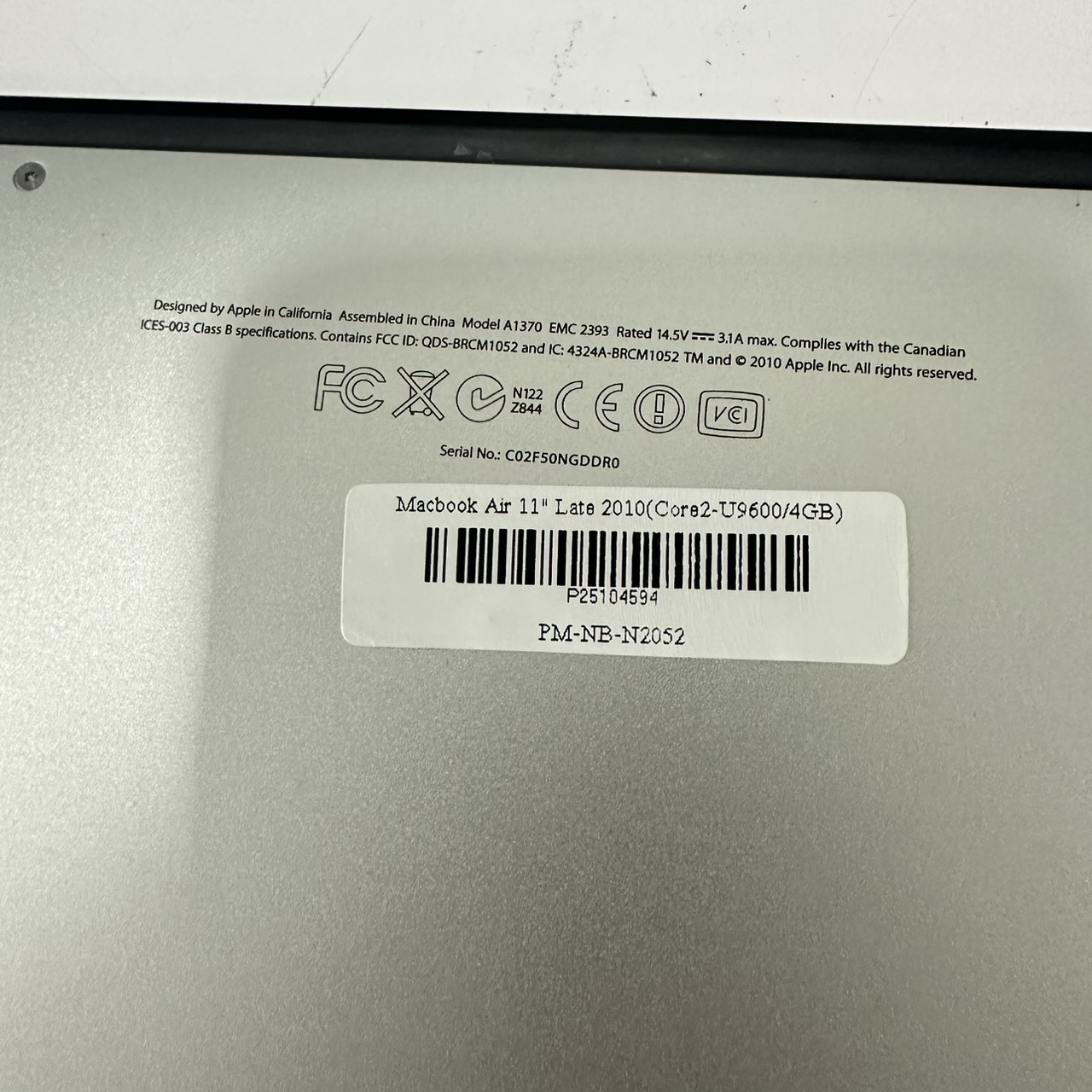 Macbook Air 11" Late 2010(Core2-U9600/4GB) ไม่มี HDD