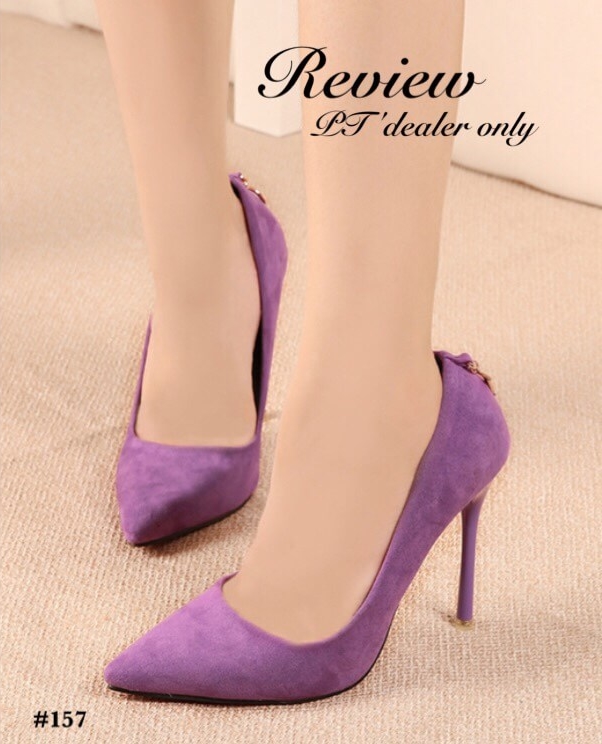 พร้อมส่ง : รองเท้าส้นสูงสไตล์ Dior (สีดำ)