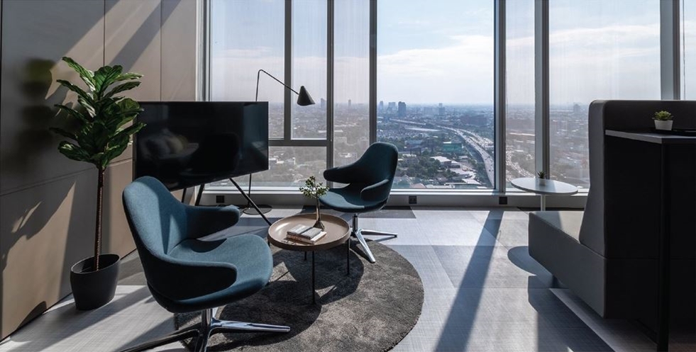 อาคารเมเจอร์ ทาวเวอร์ สำนักงานให้เช่าย่านถนนรามคำแหง กรุงเทพฯ ใกล้สถานีรถไฟฟ้าสายสีส้ม สถานีรามคำแหง 12