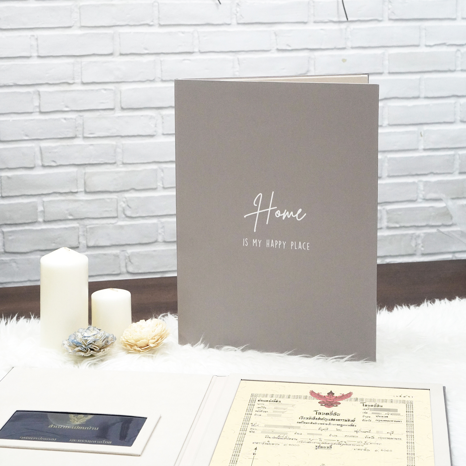 แฟ้มใส่โฉนดที่ดินและทะเบียนบ้าน แบบพร้อมส่ง ลาย Minimal - สี Taupe (ใส่โฉนด 1 ช่อง ใส่ทะเบียนบ้าน 1 ช่อง)