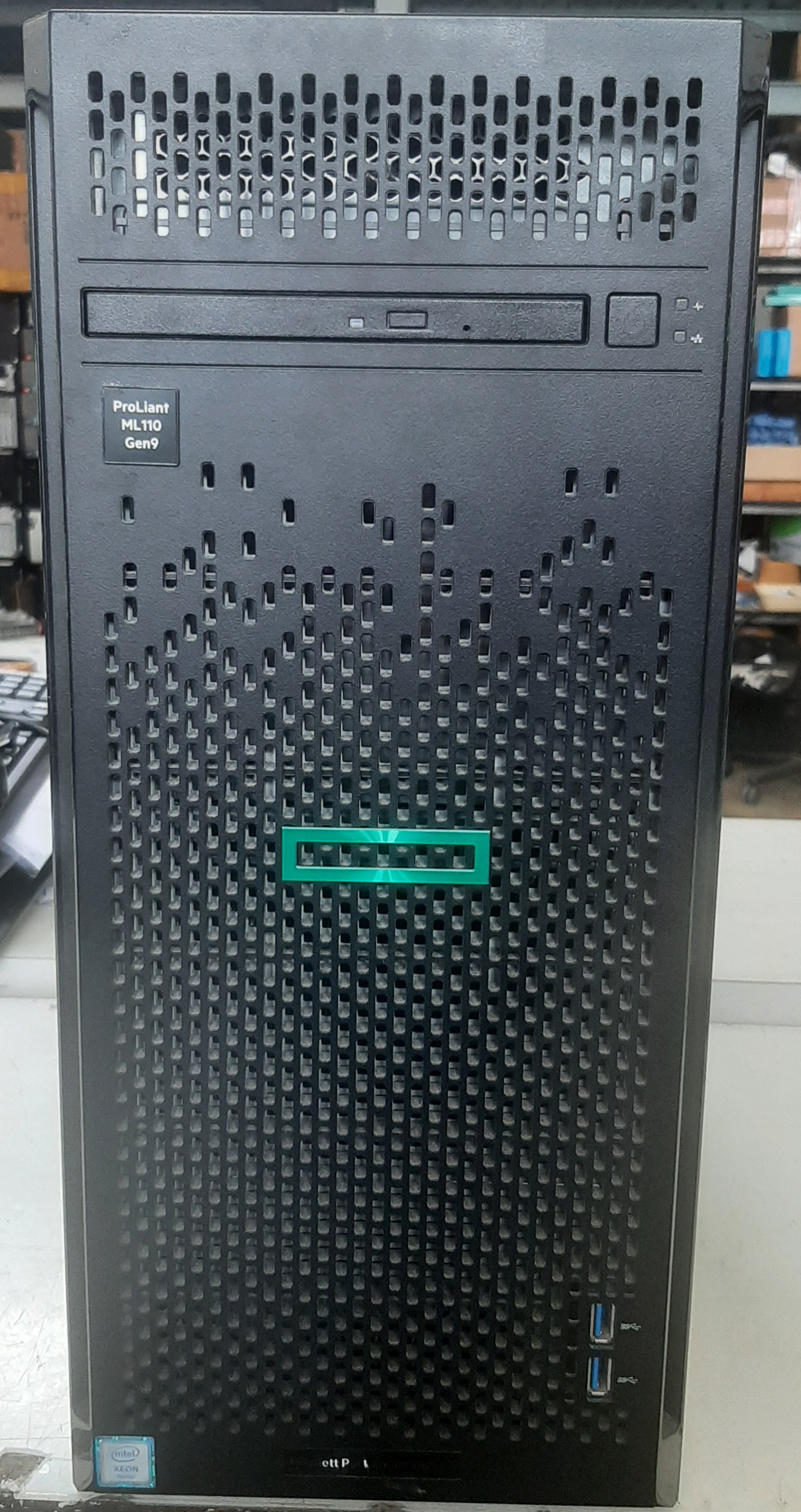 เซิร์ฟเวอร์มือสอง สภาพดี HP ML110 Gen9 (Xeon E5-2620V4 Ram8GB HDD300GB x4) ประกันร้าน 1 เดือน