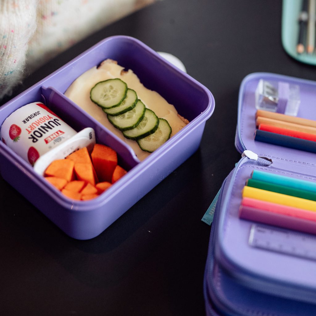 Lunch Box (กล่องถนอมอาหาร), Dream