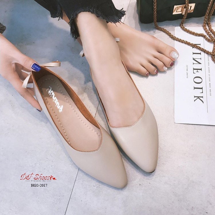 รองเท้าคัทชูส้นแบนแต่งโบว์หลัง (สีกากี)