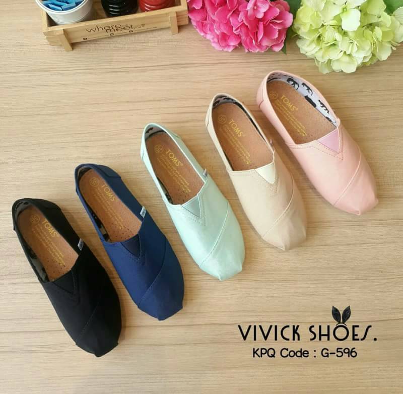 รองเท้า TOMS (6สี)