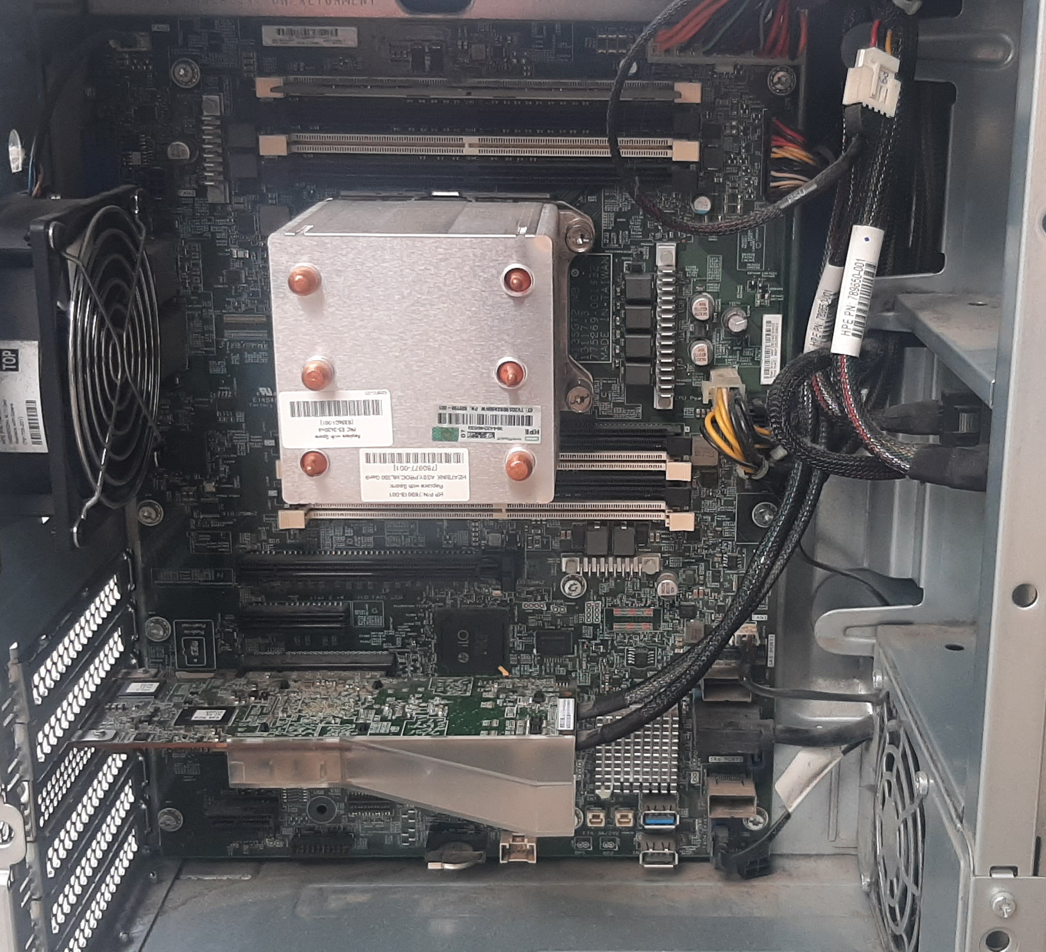 เซิร์ฟเวอร์มือสอง สภาพดี HP ML110 Gen9 (Xeon E5-2620V4 Ram8GB HDD300GB x4) ประกันร้าน 1 เดือน