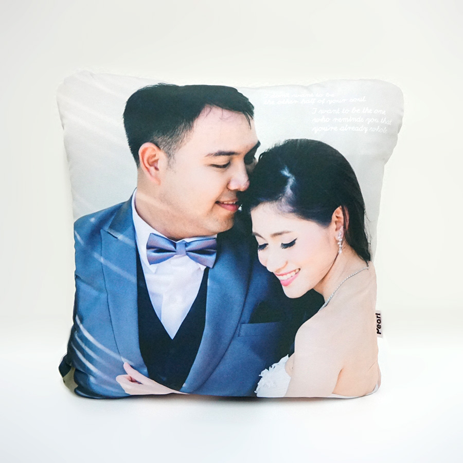 หมอนของขวัญ ใส่รูปถ่าย ทรงสี่เหลี่ยมจตุรัส Portrait Photo Square Pillow