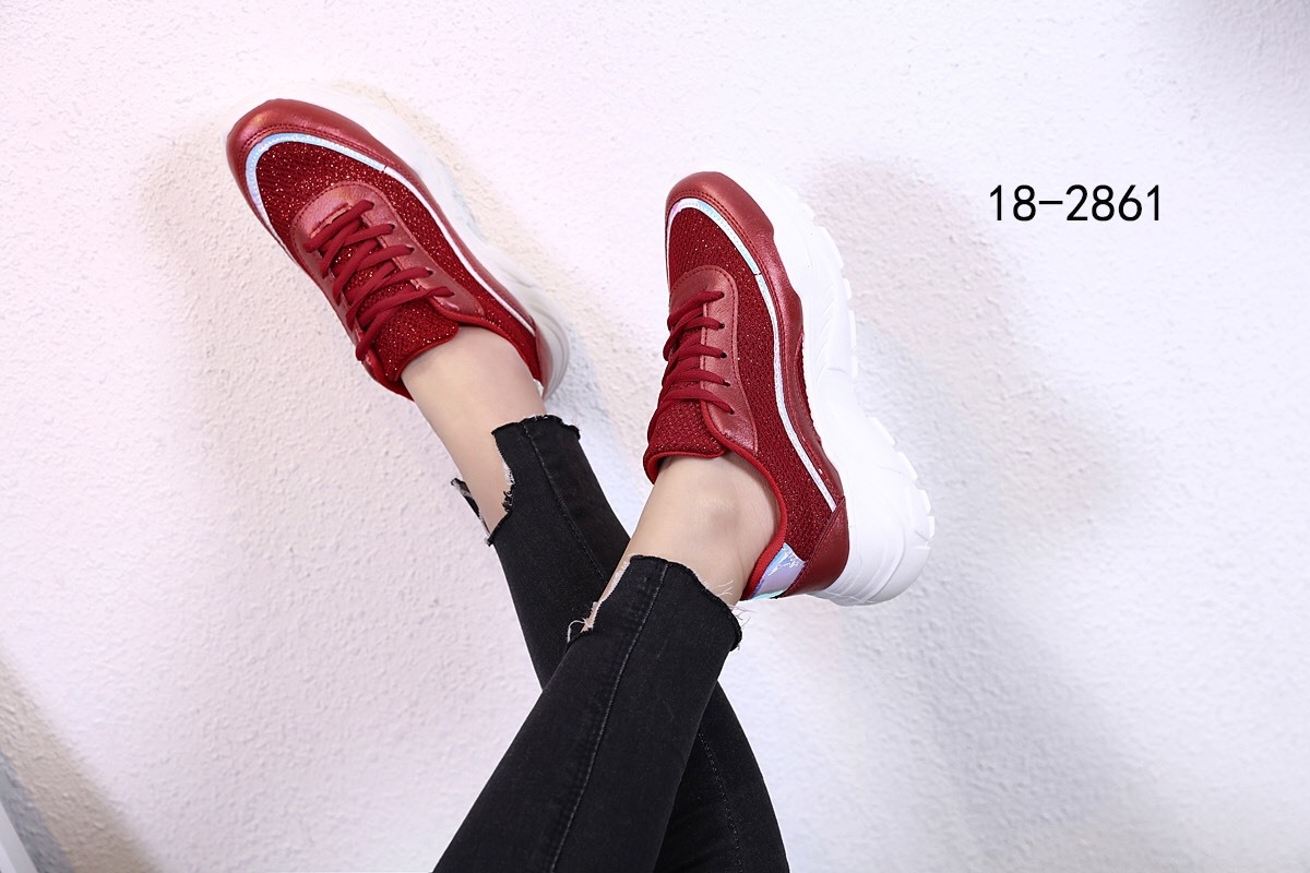 รองเท้าผ้าใบแฟชั่นทรงSportแต่งกลิตเตอร์ (สีชมพู)