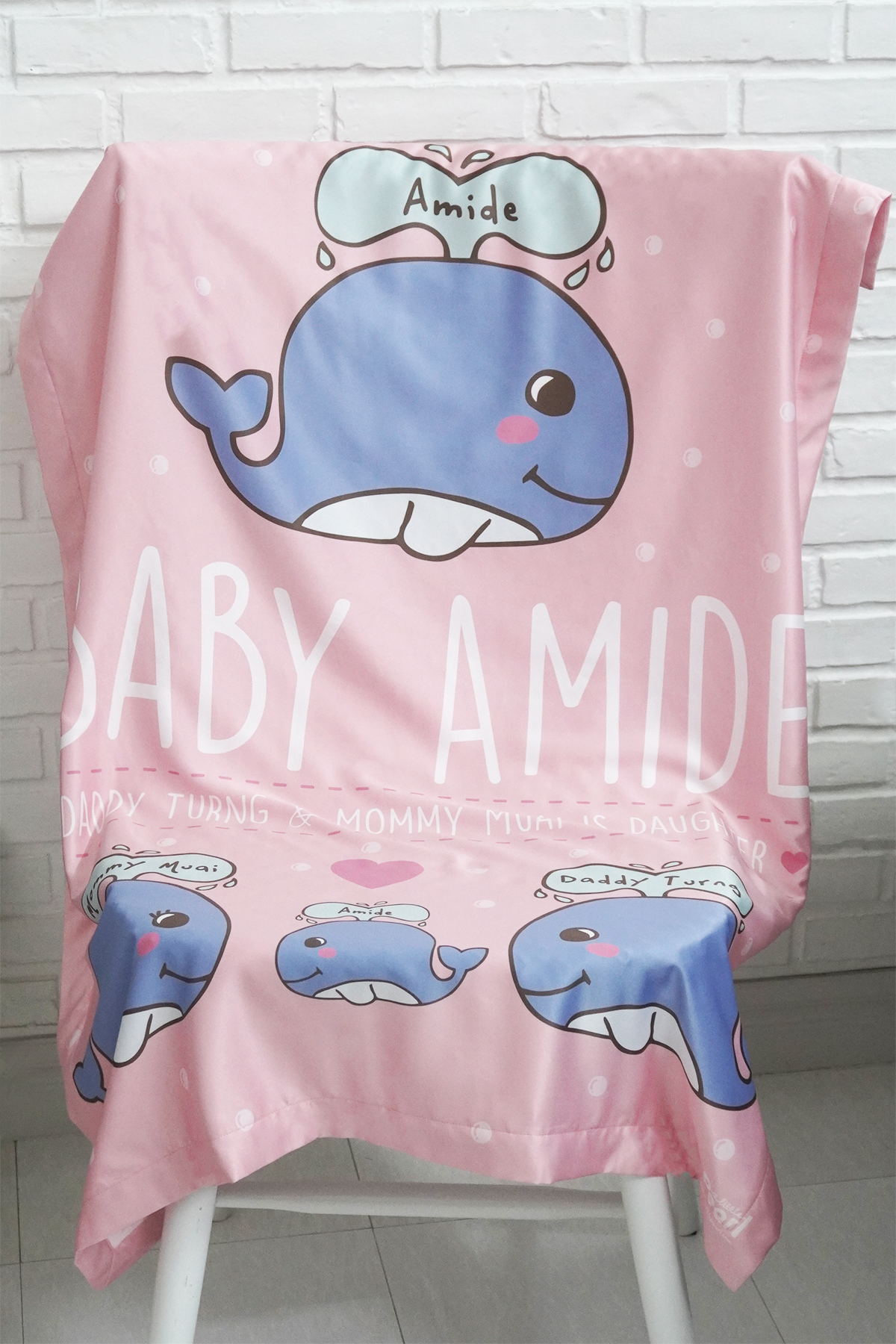 ผ้าห่ม สั่งทำใส่ชื่อ ลายวาฬ / Whale - Pink