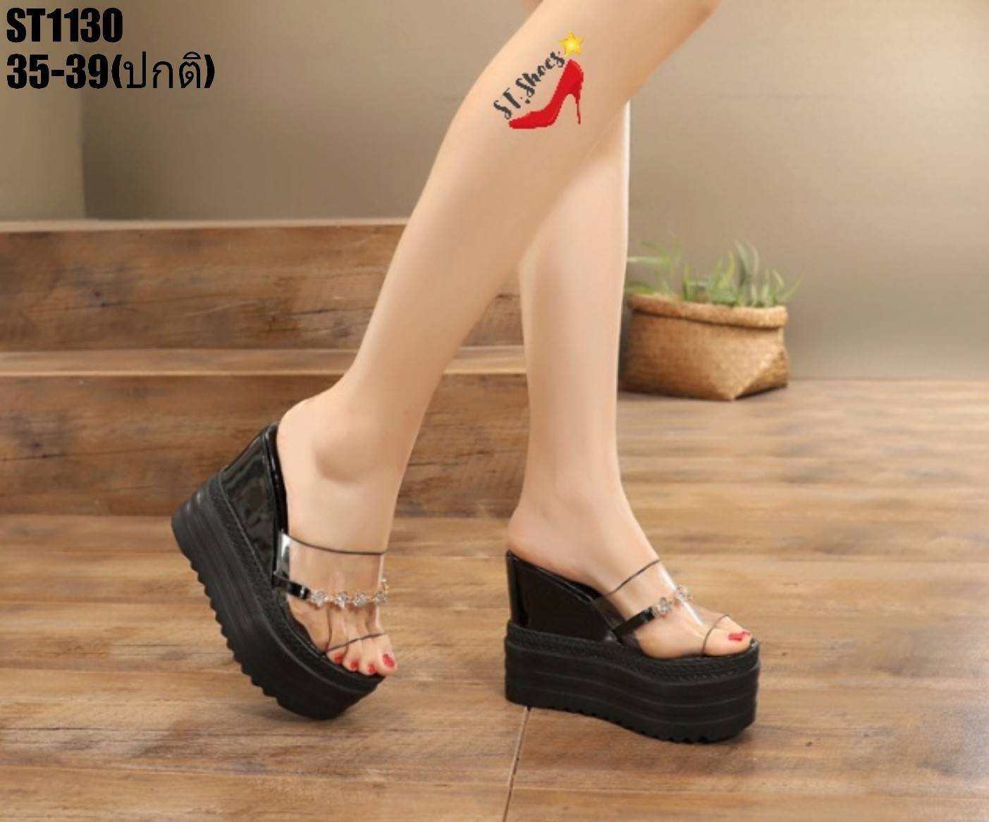 รองเท้าส้นเตารีดแต่งดอกไม้เพชร (สีขาว)