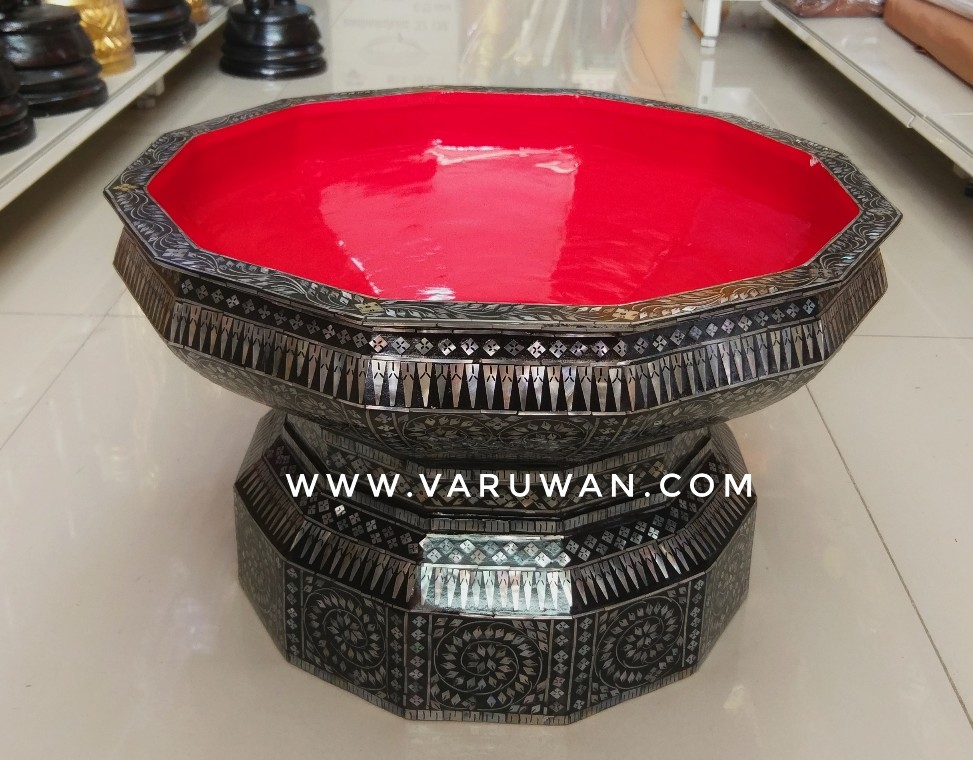 ตะลุ่มมุก (พานประดับมุก)