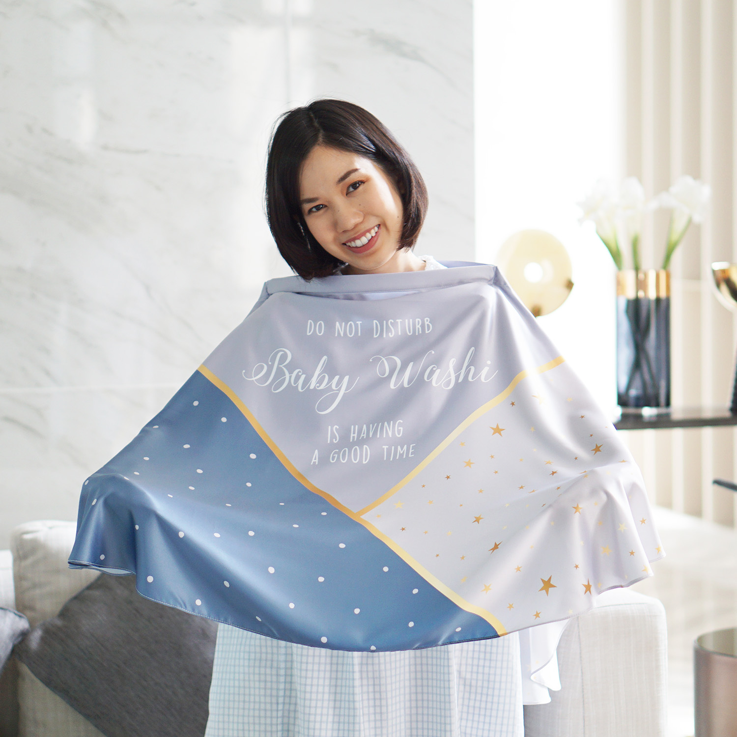 ผ้าคลุมให้นม สั่งทำใส่ชือ ลาย Triangle - Grey/Navy