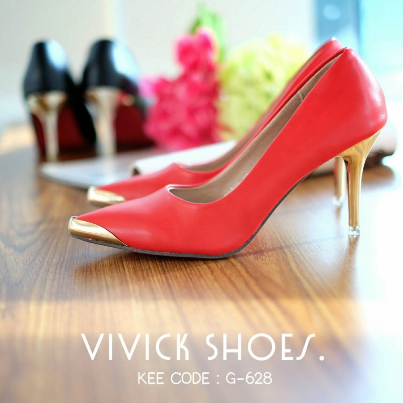 รองเท้าคัทชู Zara ส้นทอง (สีครีม)