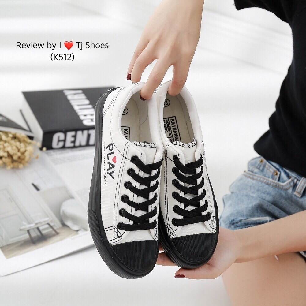 รองเท้าผ้าใบ Style Play Comme (สีขาว)