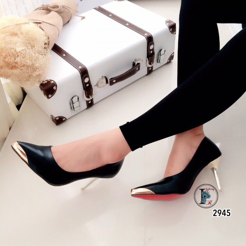 รองเท้าคัทชู Zara ส้นทอง (สีทอง)