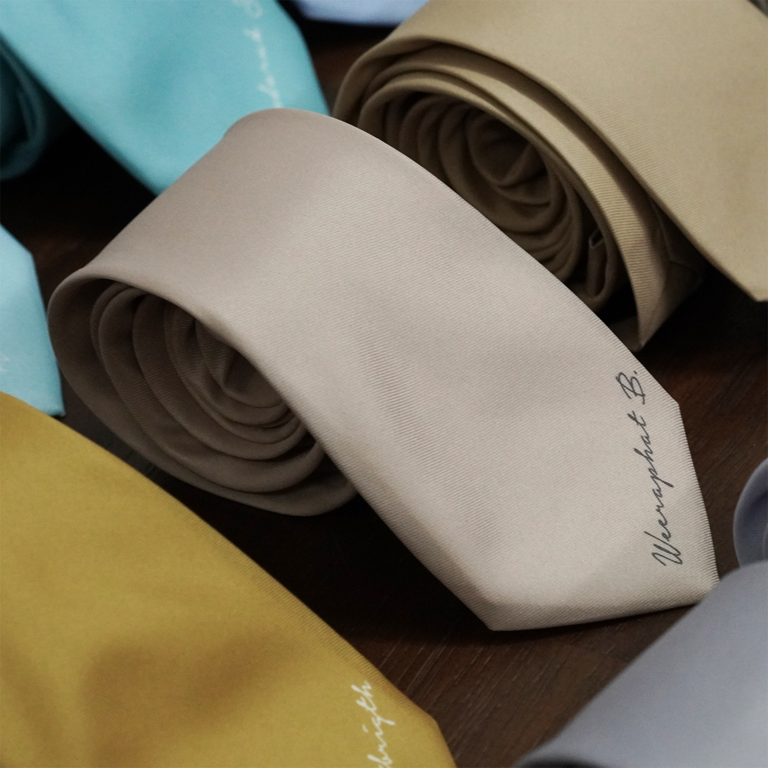 เนคไท สั่งทำใส่ชื่อ ขนาด 3" - Minimal - Mocca