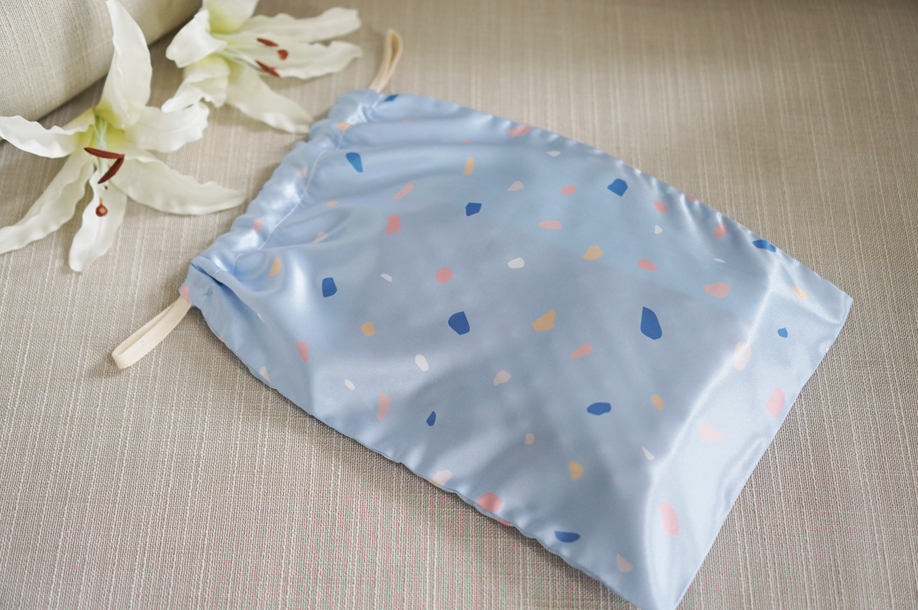 ถุงผ้าซาติน ไซส์ L สั่งทำใส่ชื่อ - Terrazzo