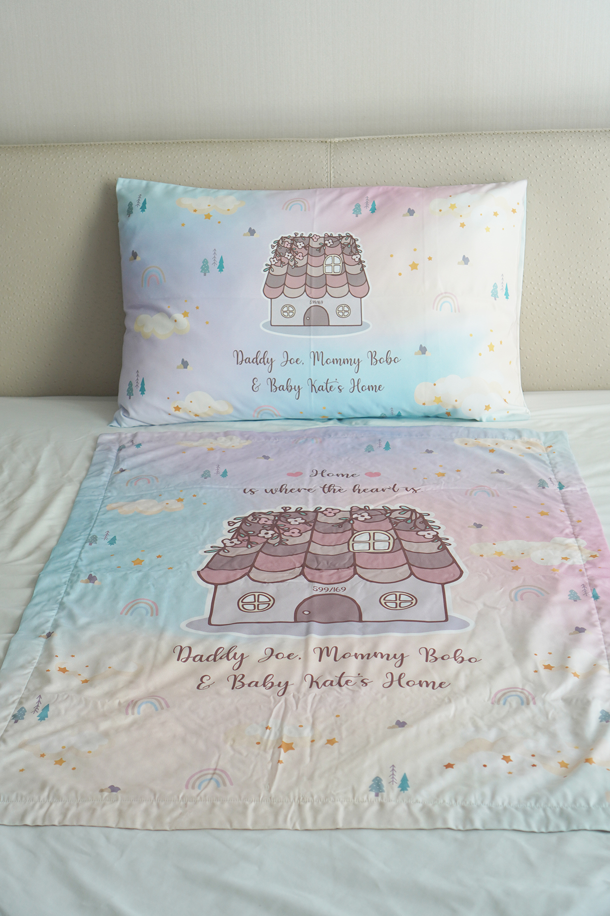 เซทของขวัญ ปลอกหมอนหนุน 1 ใบ + ผ้าห่ม ขนาด 100x150cm ลาย Sweet Cottage
