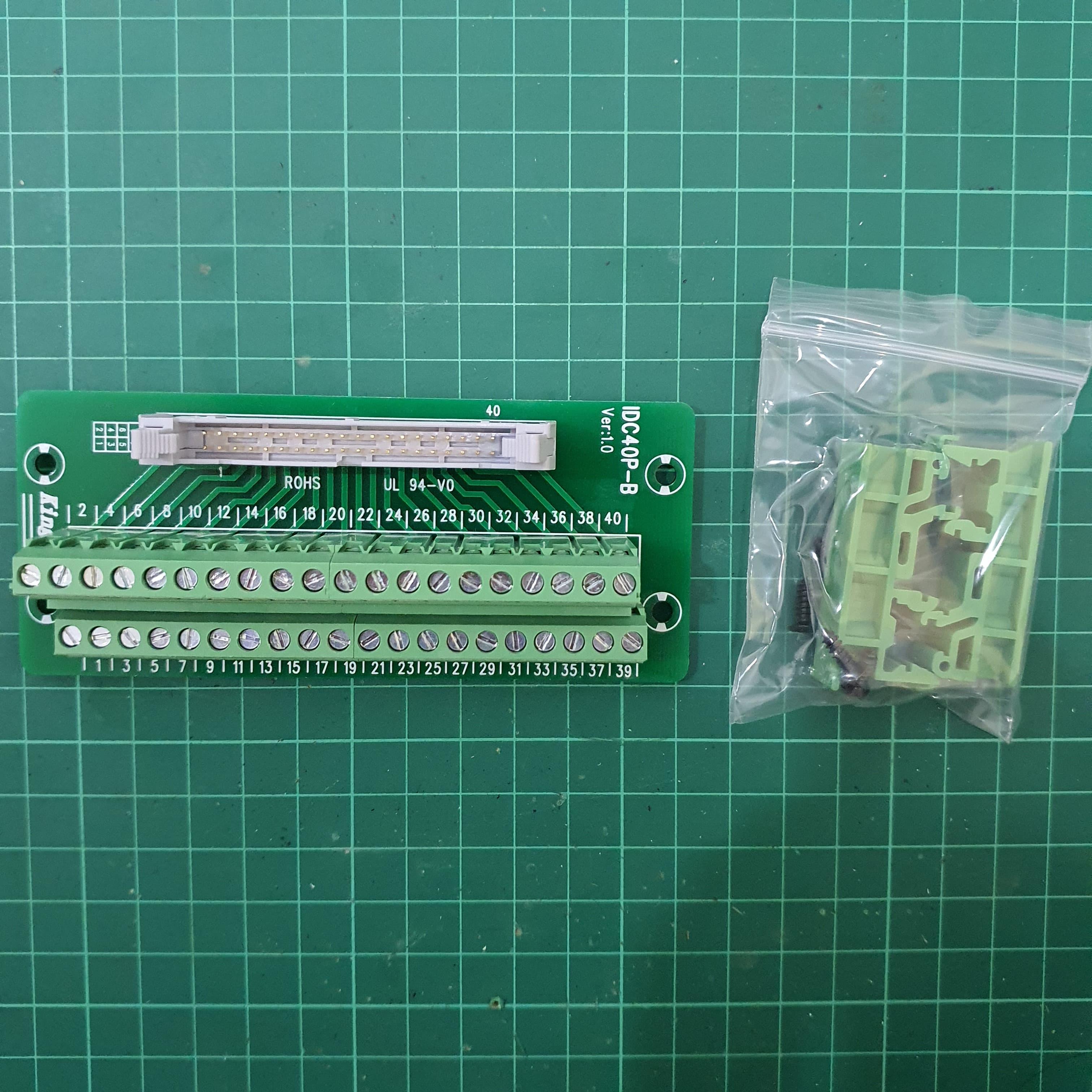 IDC40P ( IDC-Terminal Block 40 Pin )