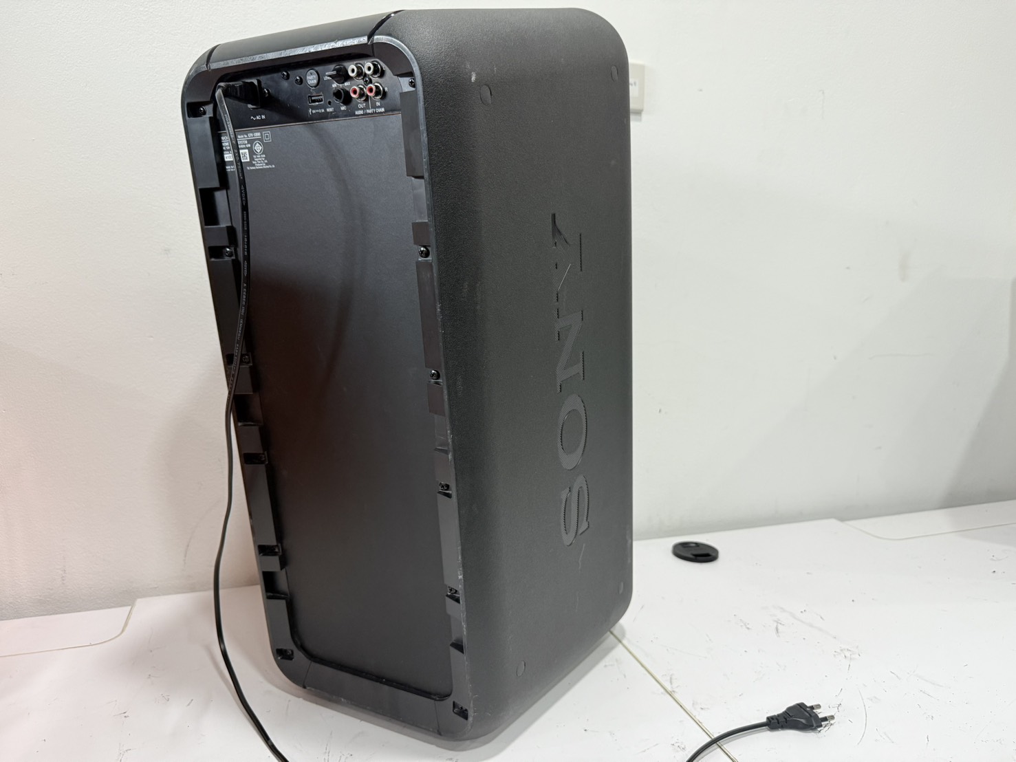 ลำโพง Sony GTK-XB90 + AC มีคราบสนิม