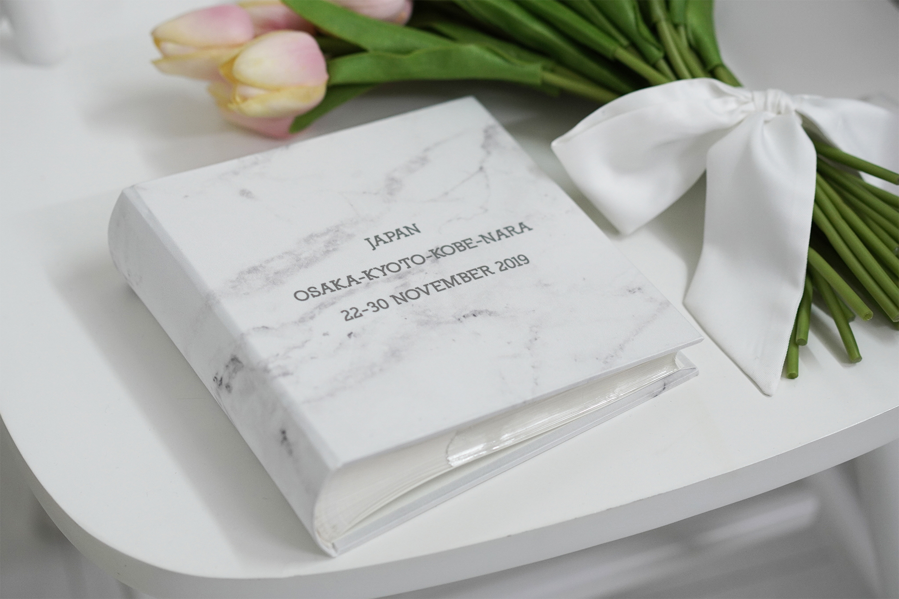 อัลบั้มสั่งทำใส่ชื่อ White Marble - Minimal