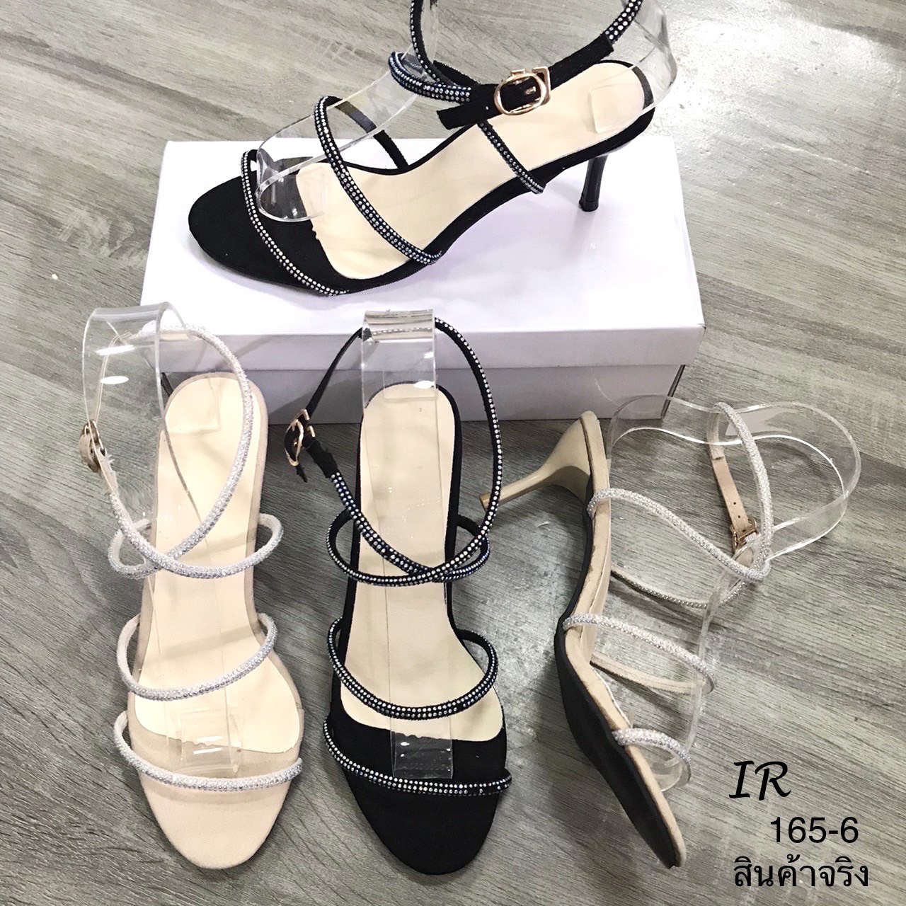 รองเท้าส้นสูงรัดข้อแต่งสายคาดเพชร (สีครีม)