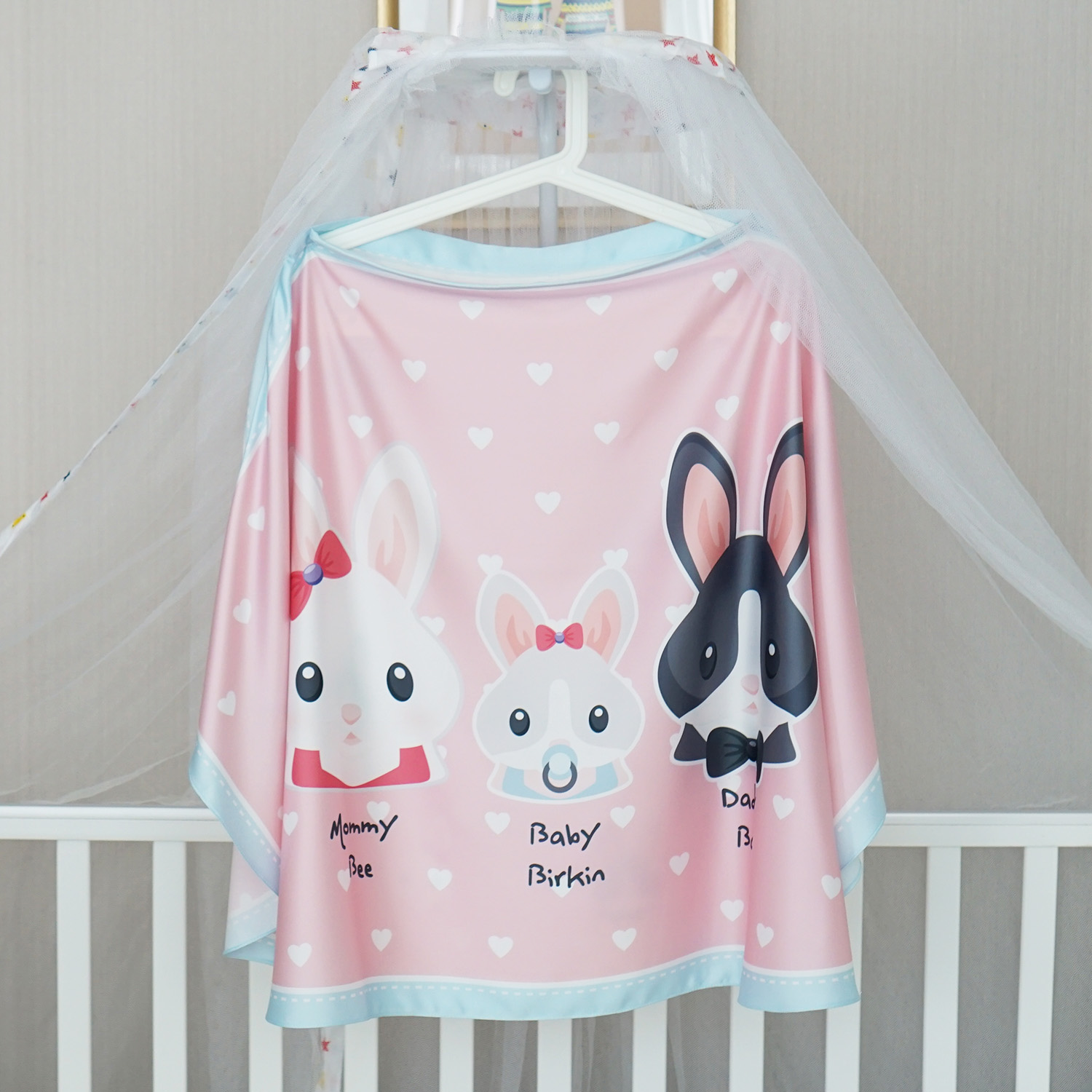ชุดของขวัญเด็กแรกเกิด NP2 ผ้าคลุมให้นม + หมอนรองให้นม ลาย Rabbit Family - Pink