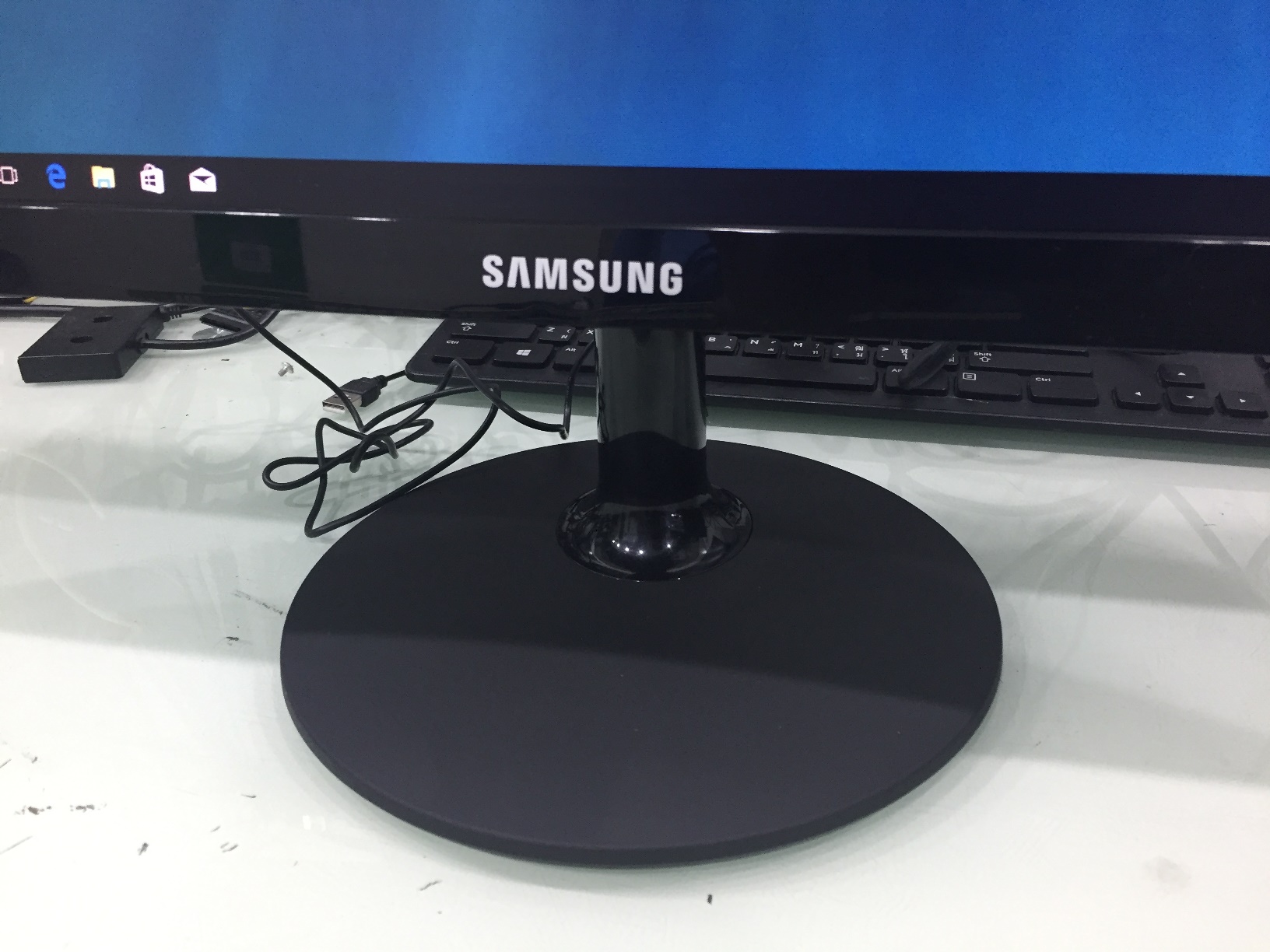 23" Full HD HDMI SAMSUNG S23C350HS/XT