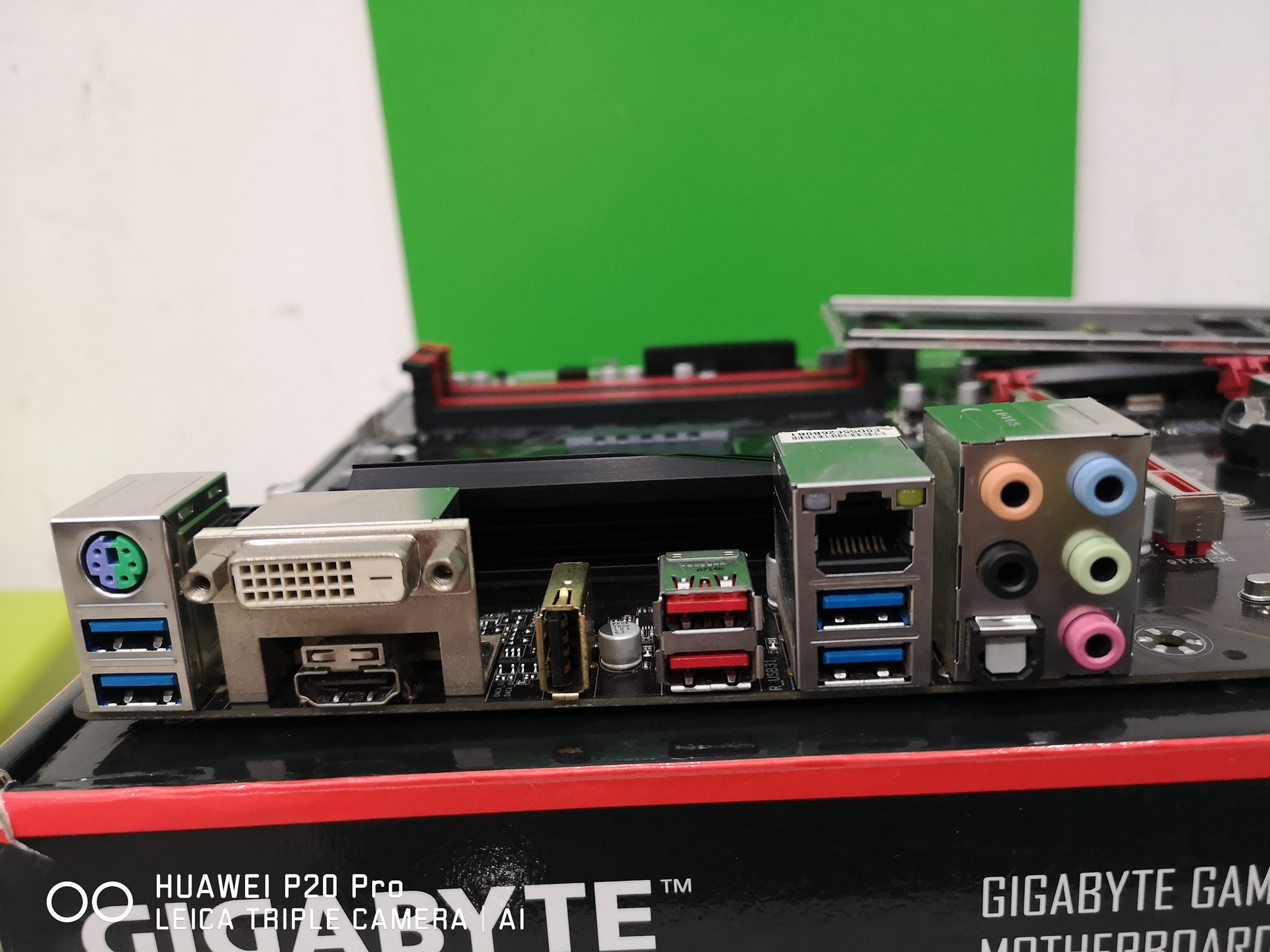 GIGABYTE GA-AB350-GAMING3 AM4 มือสอง สภาพดีๆ ไม่มีขายึดพัดลม