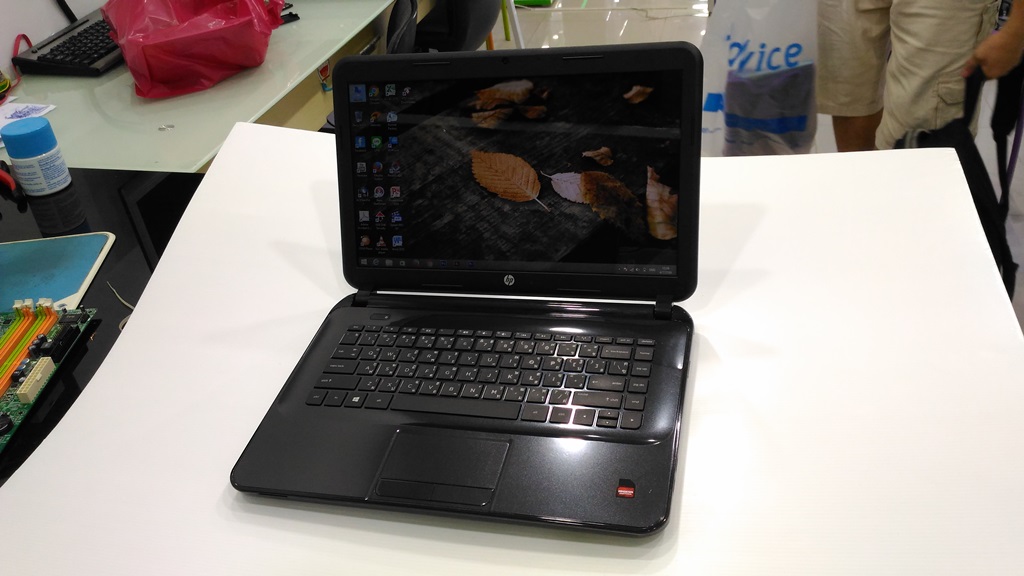 HP 14-d007ax