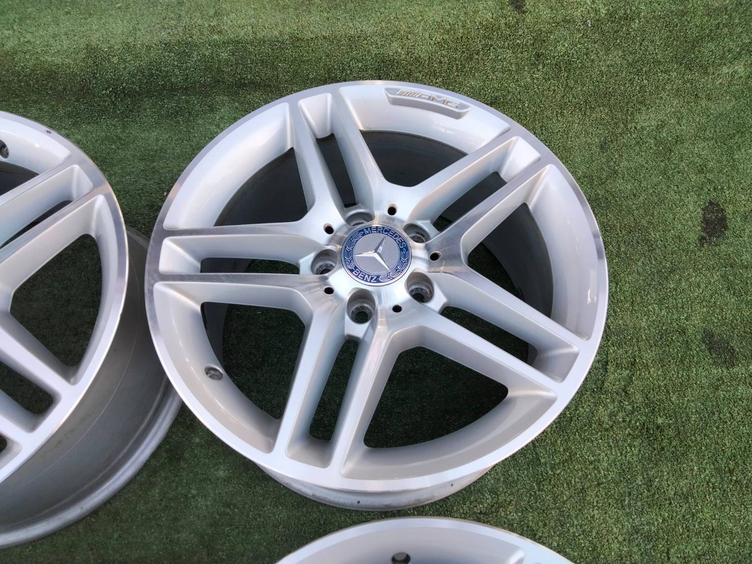 ล้อแท้ AMG ST4 17" ราคาถูกๆ