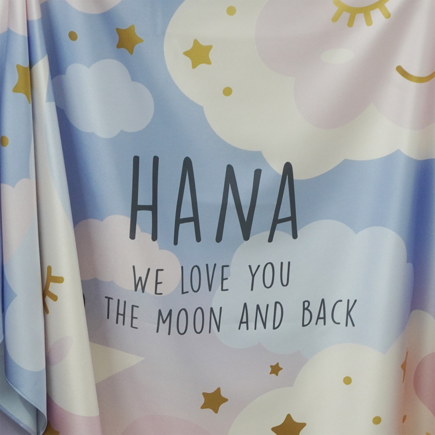 ชุดของขวัญเด็กแรกเกิด NP2 ผ้าคลุมให้นม + หมอนรองให้นม ลาย Moon - Blue Pink