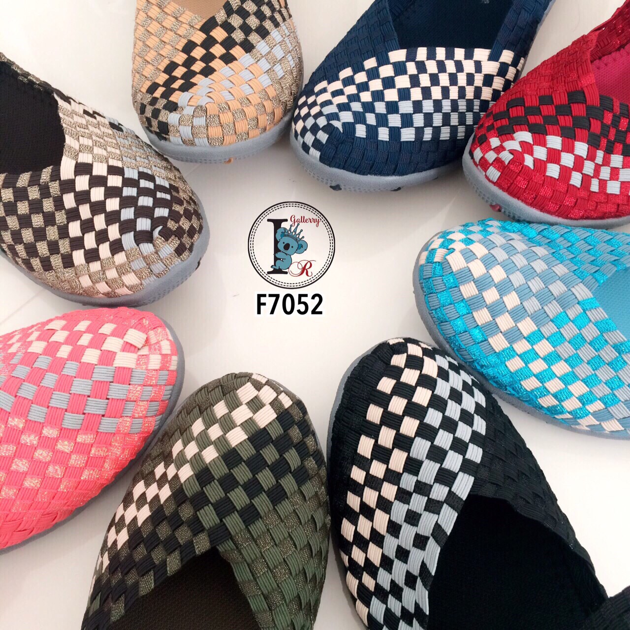 รองเท้าเพื่อสุขภาพสายคาด V (8สี)