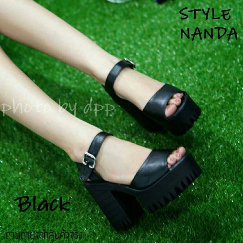 พร้อมส่ง : รองเท้าStyle nanda Shoes หน้าสวม (สีดำ)