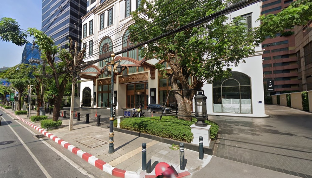 อาคารสำนักงานโครนอส สาทร (Kronos Sathorn office building) สำนักงานให้เช่าย่านถนนสาทร พระราม 4 กรุงเทพฯ ใกล้สวนลุมพินี เพียง 700 เมตร