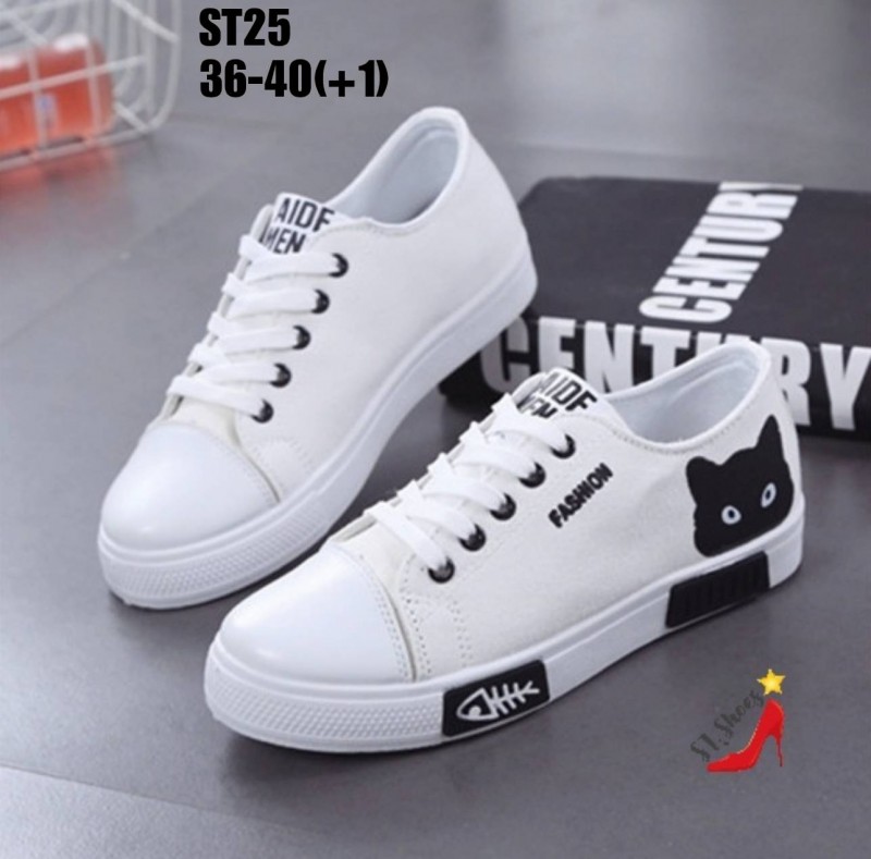 รองเท้าผ้าใบสกรีนลายน้องแมว (สีดำ)