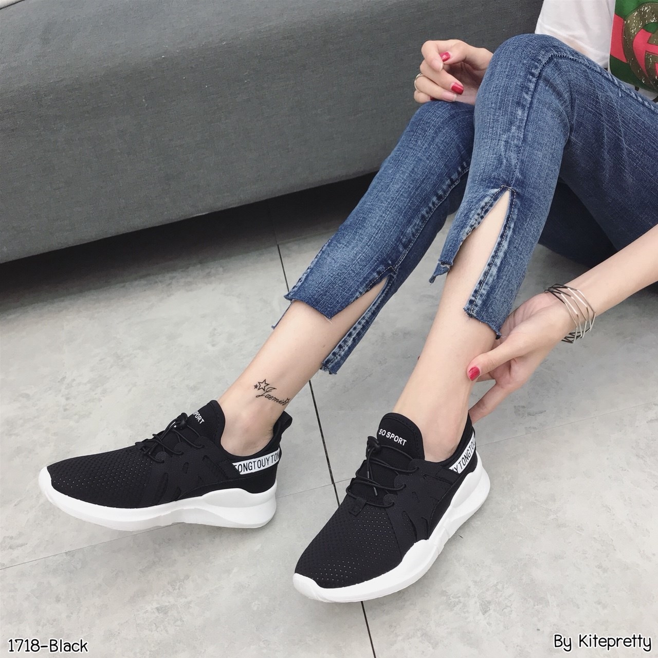 รองเท้าผ้าใบสไตล์Sportแต่งแถบ (สีขาว)