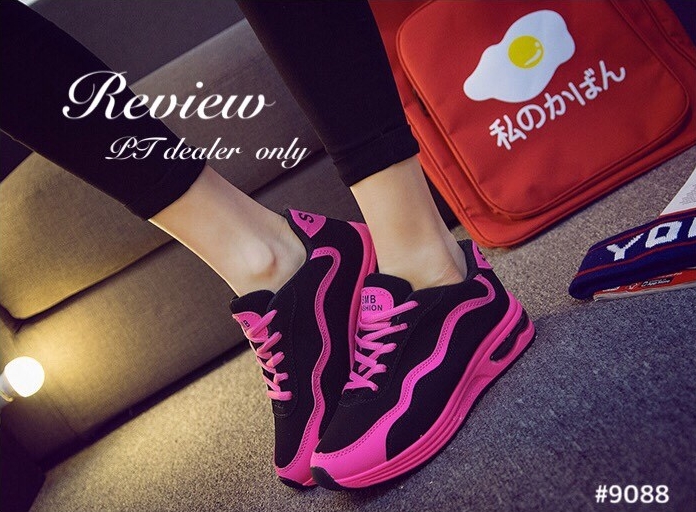 พร้อมส่ง : รองเท้าผ้าใบทรง Sport ลายตัด (สีชมพู)