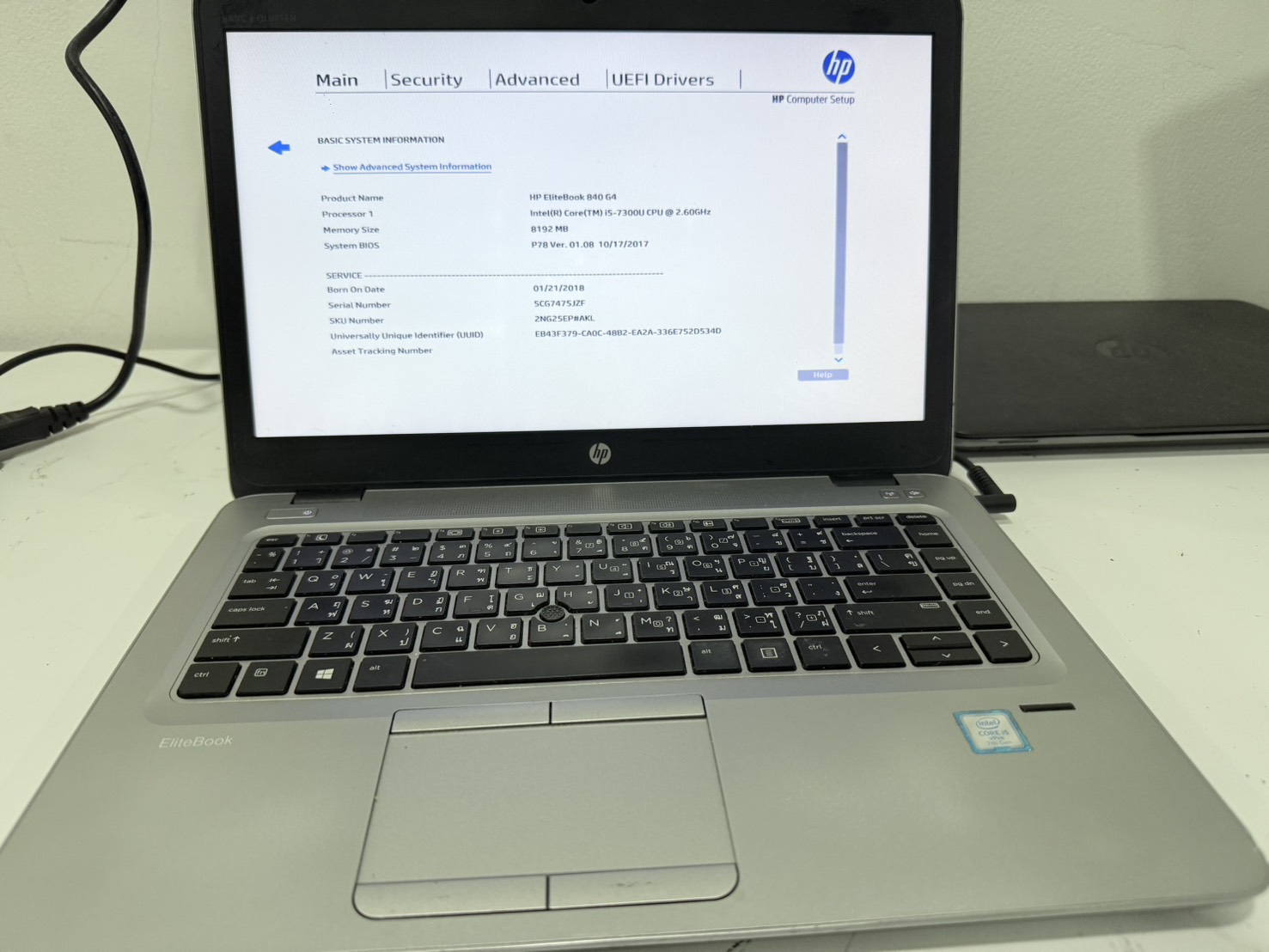 โน๊ตบุ๊ค HP EliteBook 840 G4 (i5-7300U/8GB/M.2 256GB) ไม่มี Adapter แบตเสื่อม จอ Bright ยางรองเครื่องเสื่อม ขอบแตกบิ่น