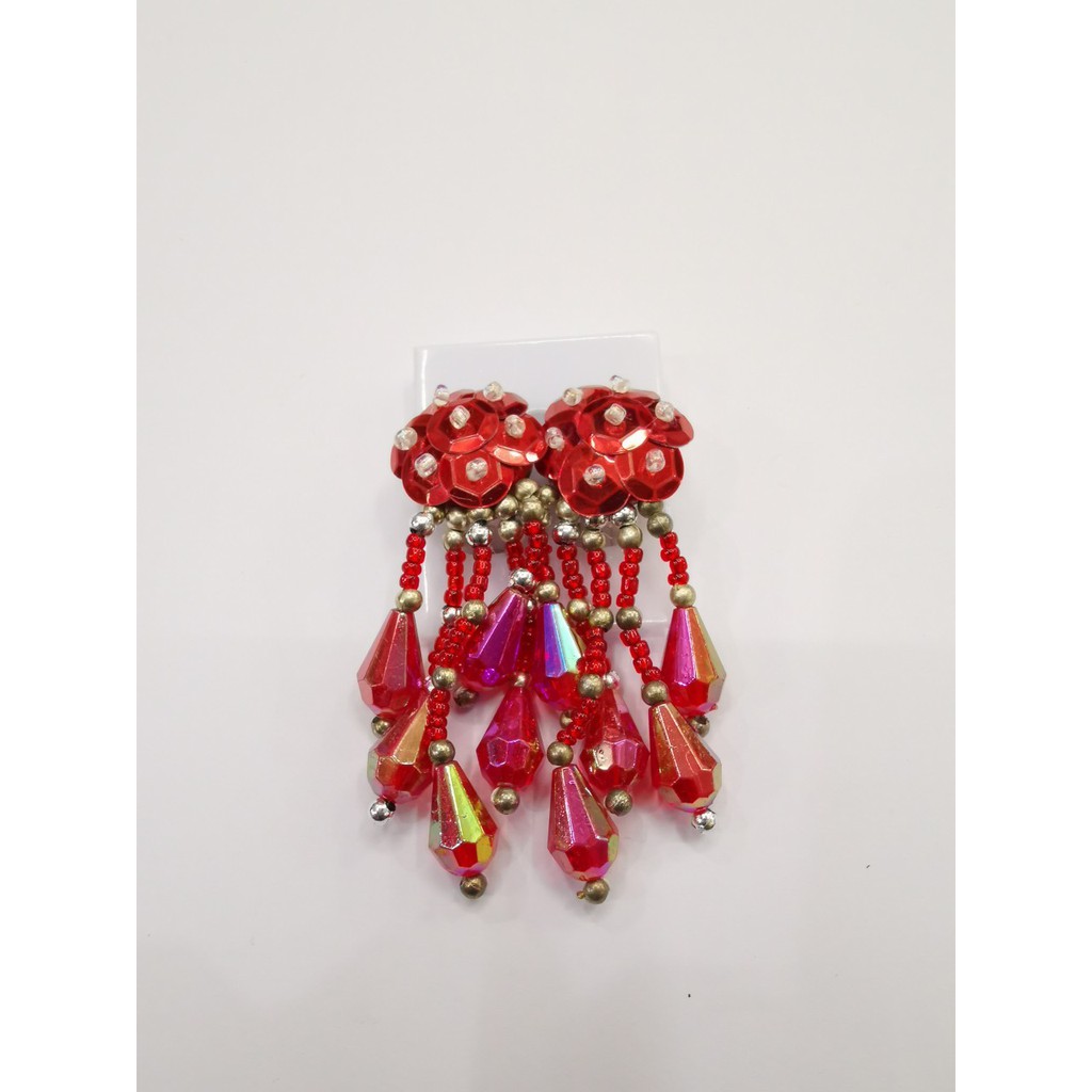 ต่างหู ประกอบชุดดรัมเมเยอร์