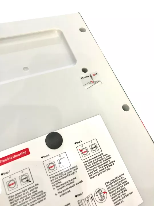 ขายถูก เครื่องเจาะกระดาษไฟฟ้า 2 รู Leadcorp รุ่น 95B0 (เจาะกระดาษไฟฟ้า แบบเจาะ 2 รู)