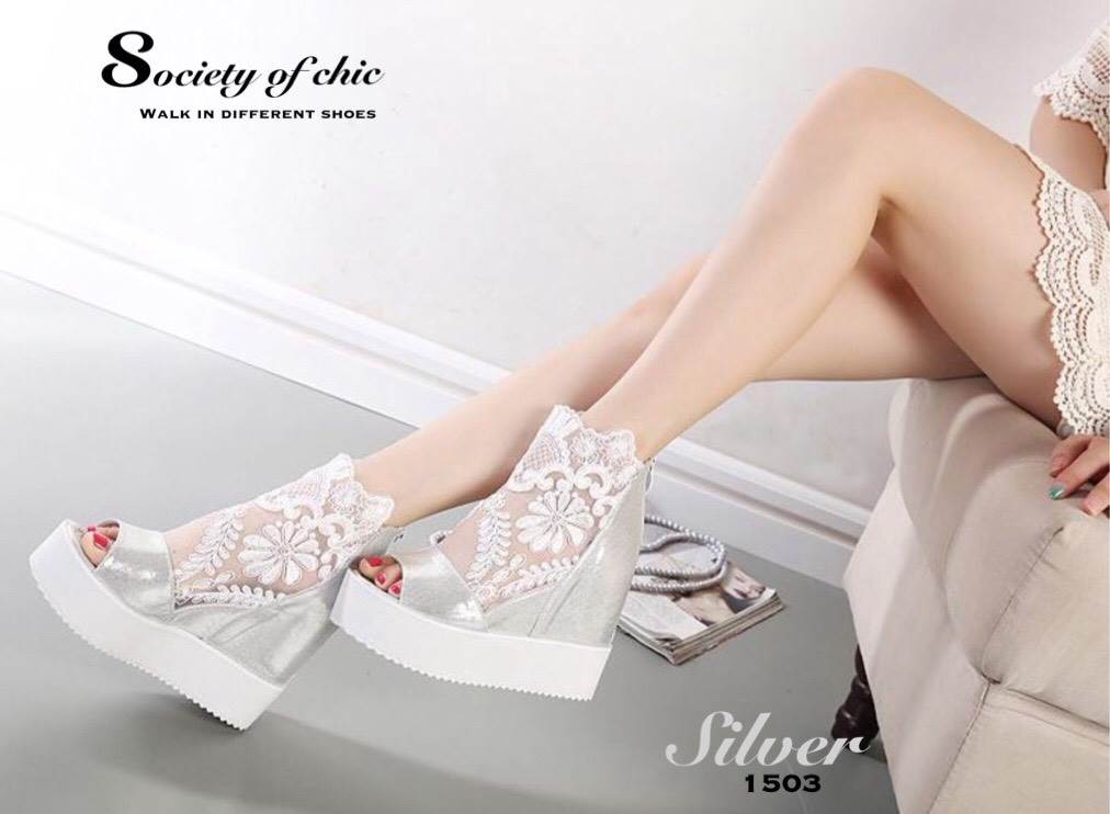 รองเท้าเตารีดลูกไม้เกาหลีแต่งซิป (สีดำ)