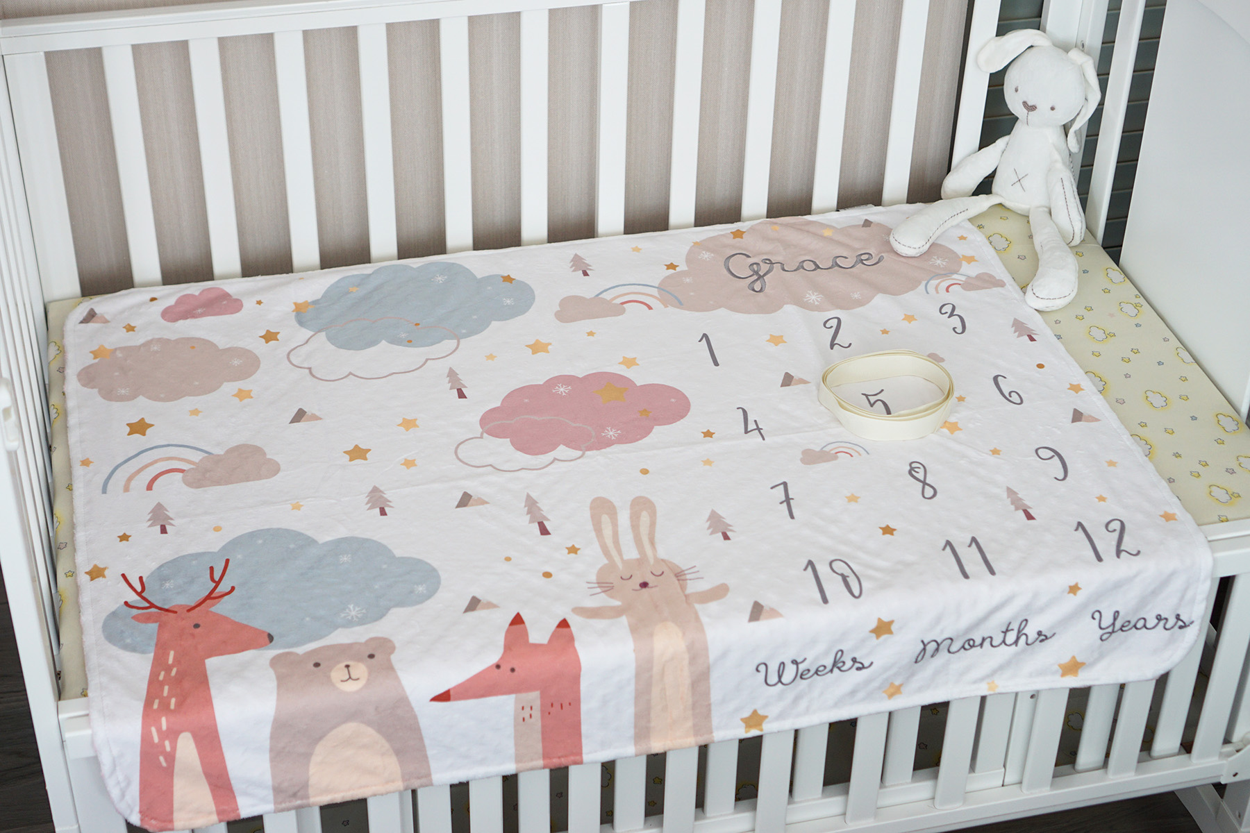 ผ้าห่ม Minky ลาย Woodland - Milestone 75x100cm แบบปักชื่อ ด้านหลังสีชมพู