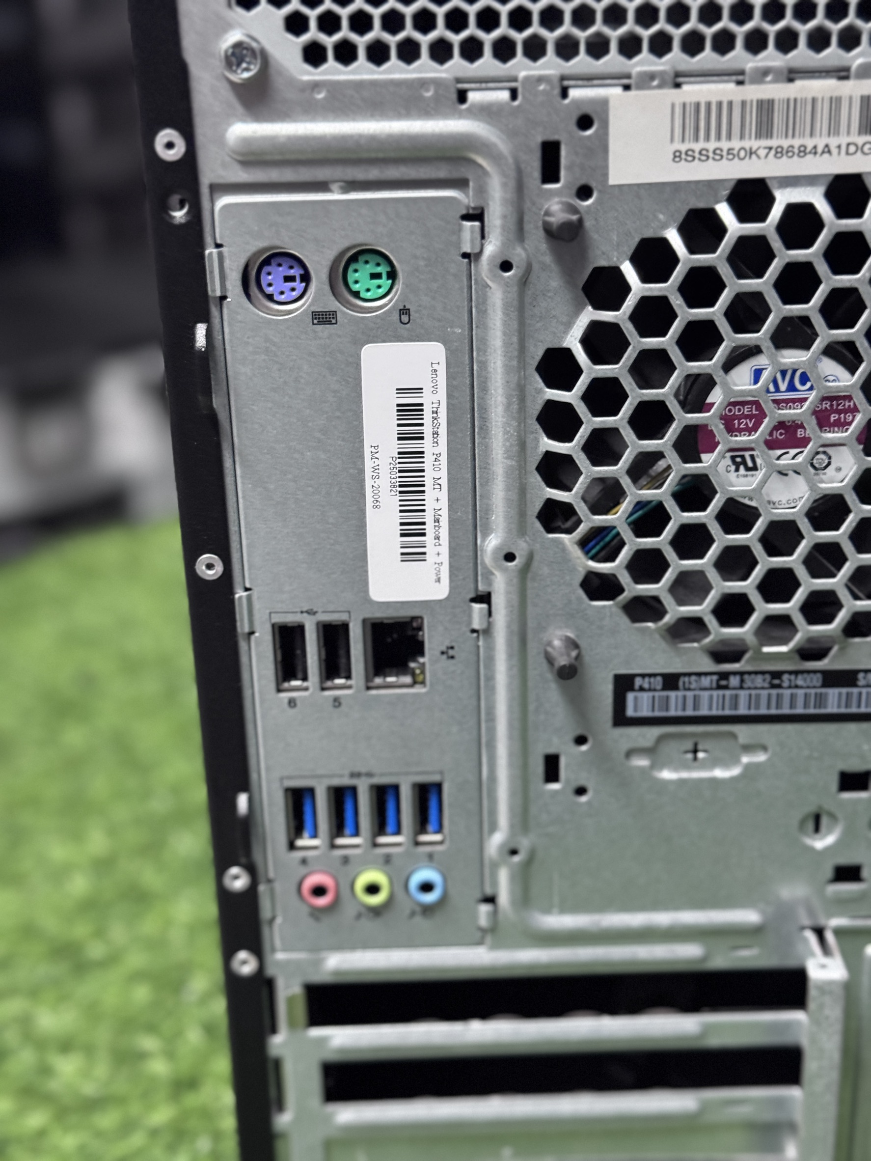 คอมพิวเตอร์ Workstation Lenovo ThinkStation P410 MT Xeon E5-2660v4 Ram 32GB SSD 256GB Quadro P400 2GB GDDR5