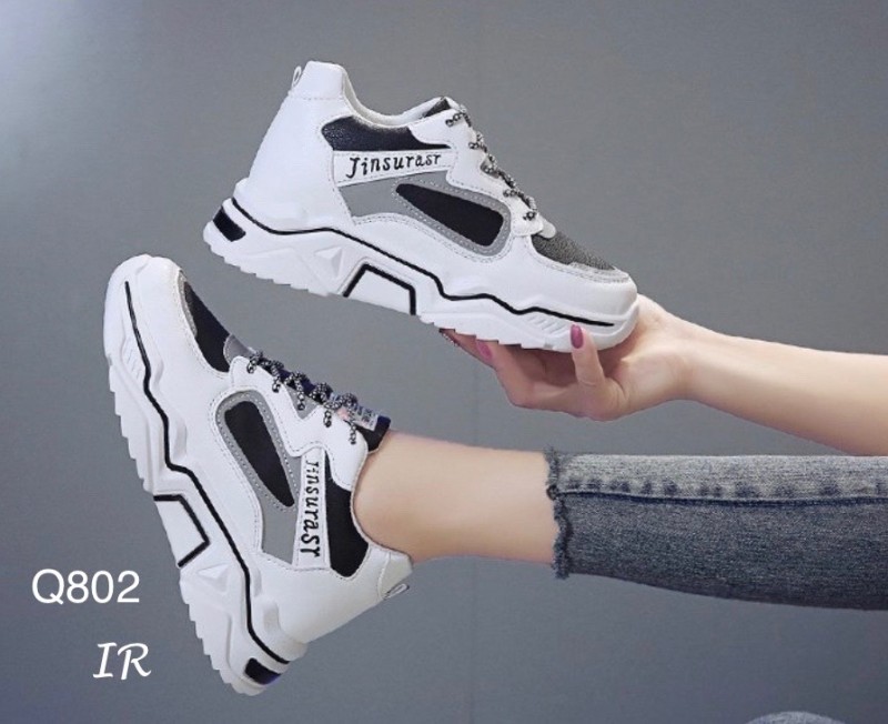 รองเท้าผ้าใบพียูเรืองแสงทรงSport (สีดำ)