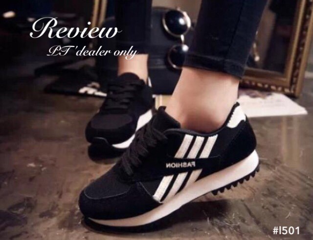 พร้อมส่ง : รองเท้าผ้าใบทรง Sport สกีนลาย (สีดำ)