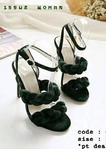 รองเท้าส้นสูงถักเปีย (มี5สี)