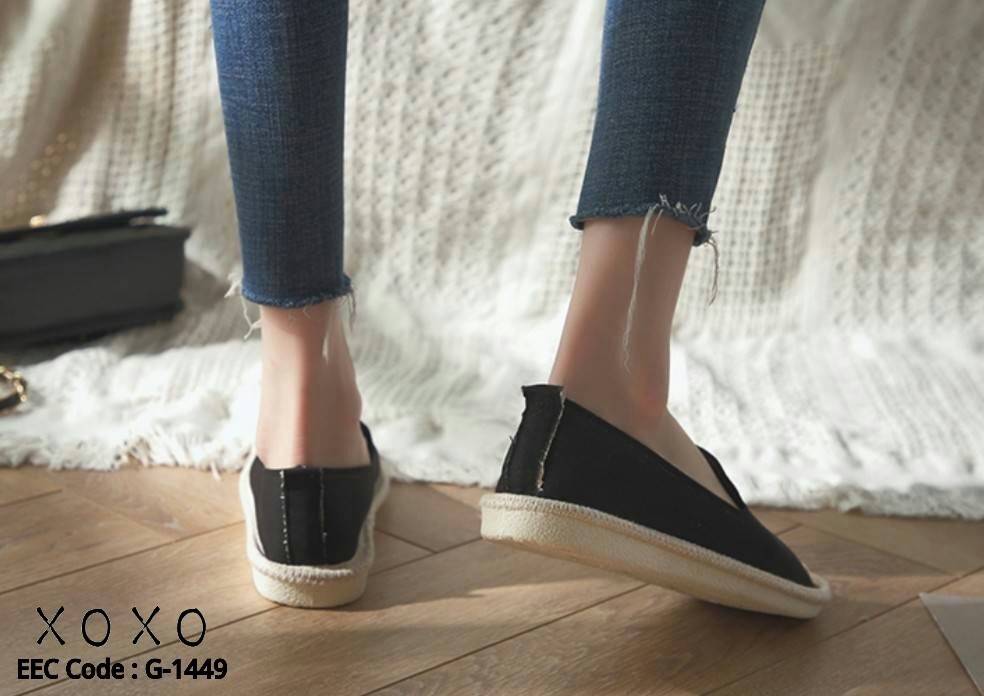 รองเท้าผ้าใบแบบสวมแต่งลายดุ๊กดิ๊ก (สีน้ำเงิน)